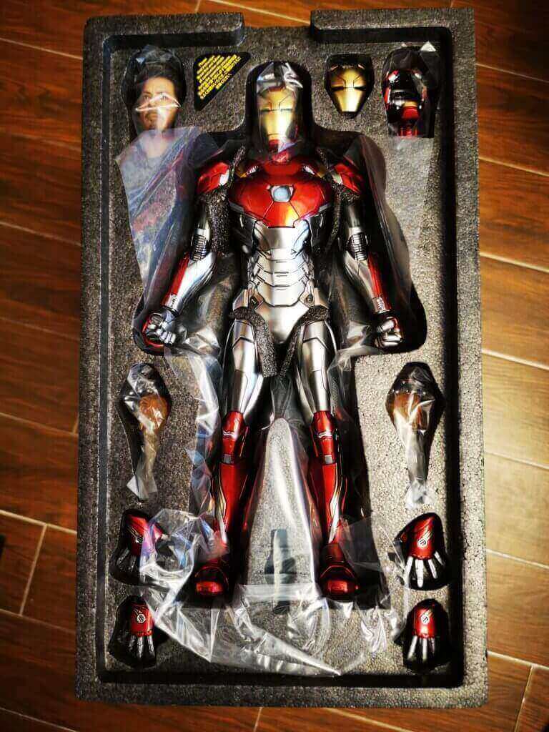 开箱丨Hot Toys 蜘蛛侠英雄远征钢铁侠Mark 47 1:6比例合金珍藏人偶插图8