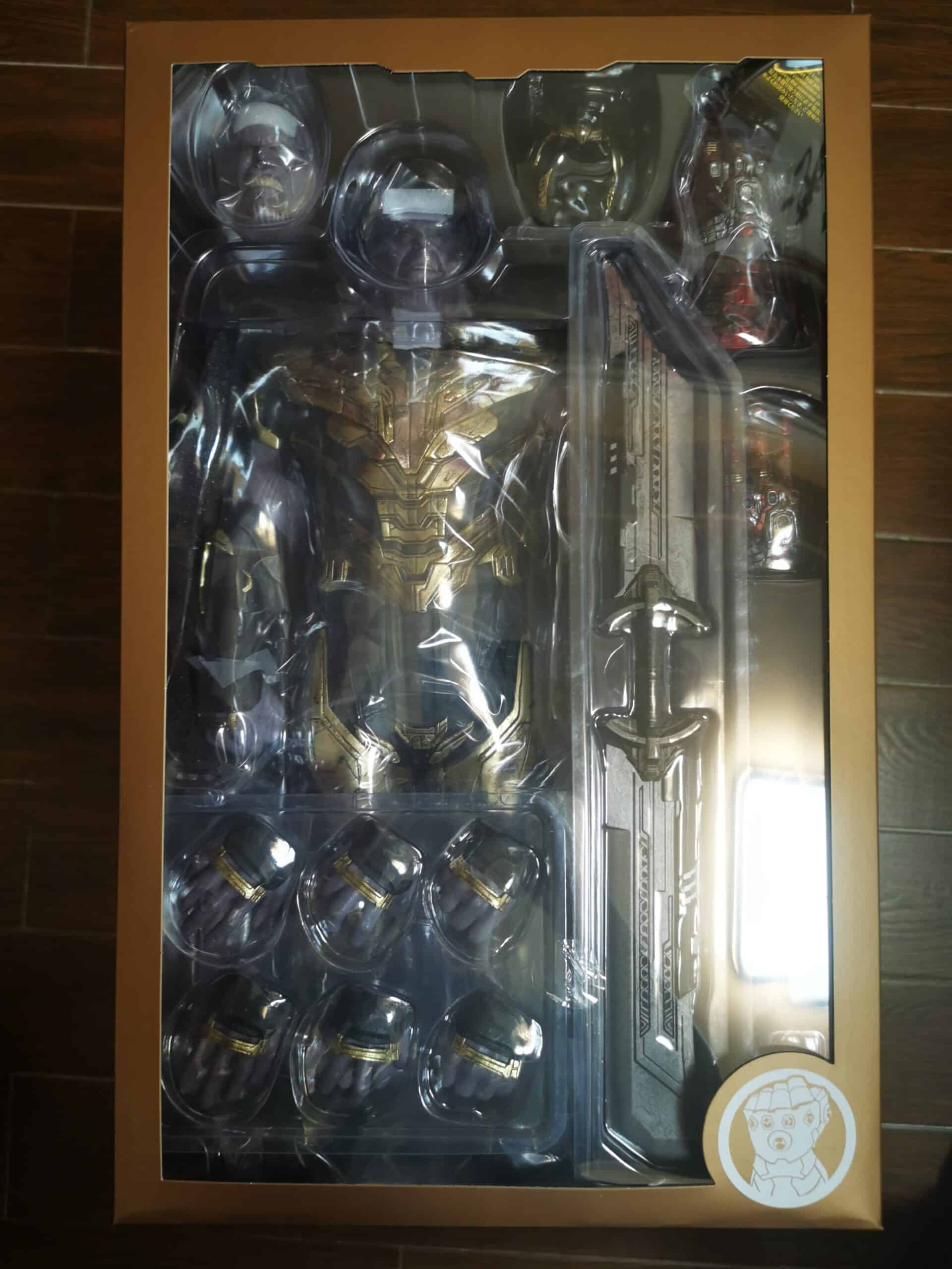 开箱丨HotToys 复仇者联盟4灭霸战损版1:6人偶插图4