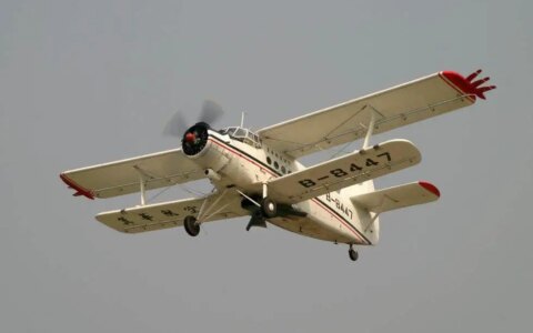 年代中国航空工业南昌飞机制造厂仿制生产的一型多用途单发双翼运输机