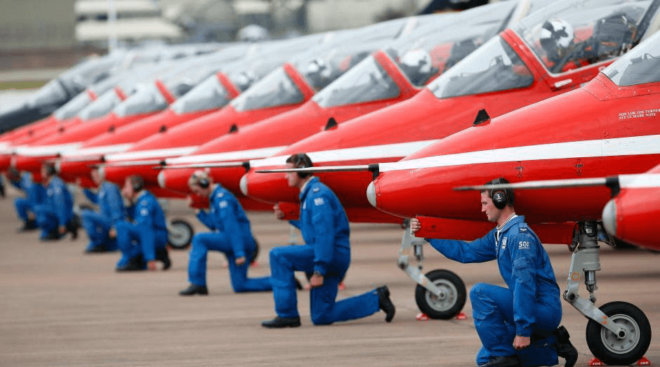 英国皇家空军“红箭”飞行表演队插图4