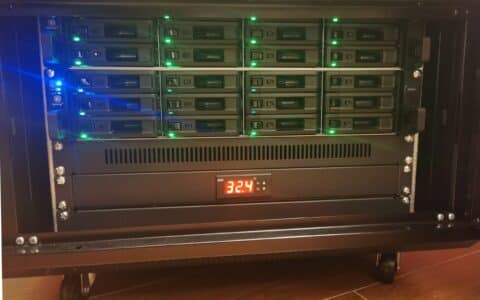 开箱丨群晖新款 RackStation RS2421+ 网络存储服务器和RX1217拓展机