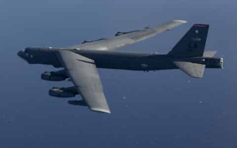 B-52战略轰炸机